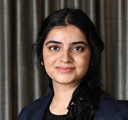 Amna  Haque